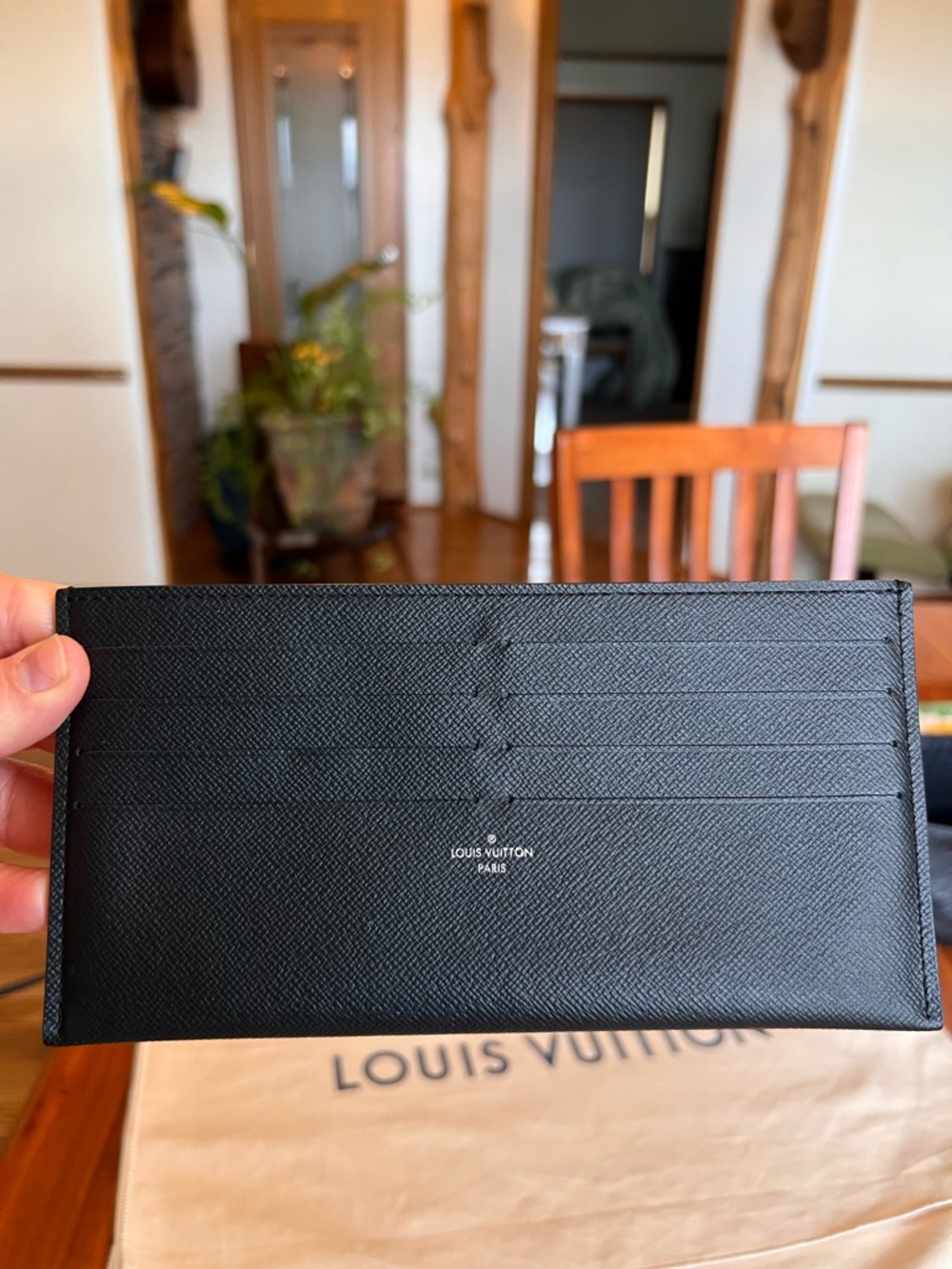 Louis Vuitton Felicie black credit card holder